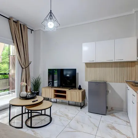 Fresh 1 Bd With Balcony In شقة سالونيك
