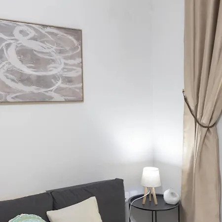 شقة Fresh 1 Bd With Balcony In