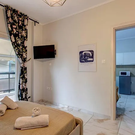 Fresh 1 Bd With Balcony In *