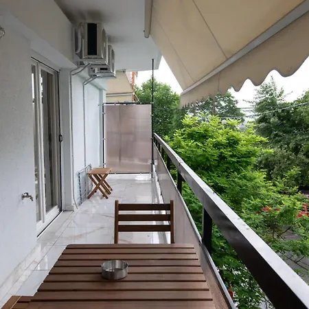 شقة Fresh 1 Bd With Balcony In سالونيك